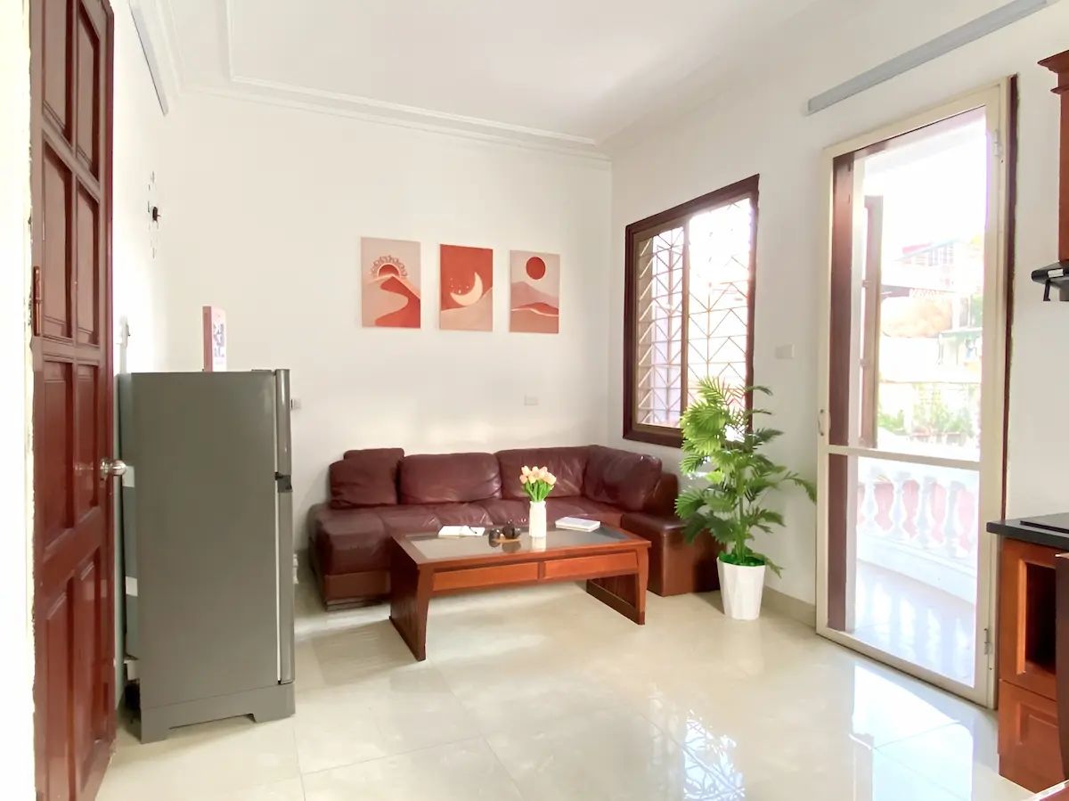 Comfortable long-term rental apartment in Hanoi with modern amenities