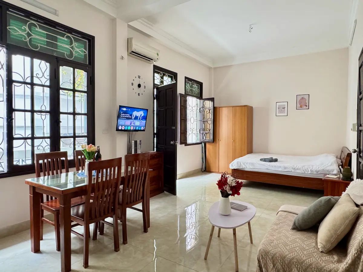 Private studio on the 4th floor with large windows and balcony