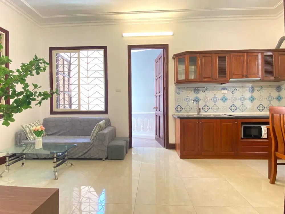 Modern furnished apartment in Ba Dinh, Hanoi – ideal for couples or long stays