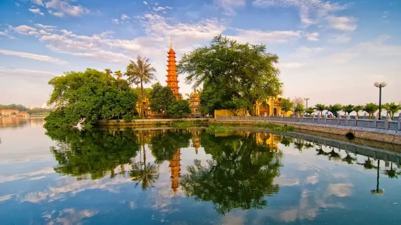 Tran Quoc Pagoda in Hanoi